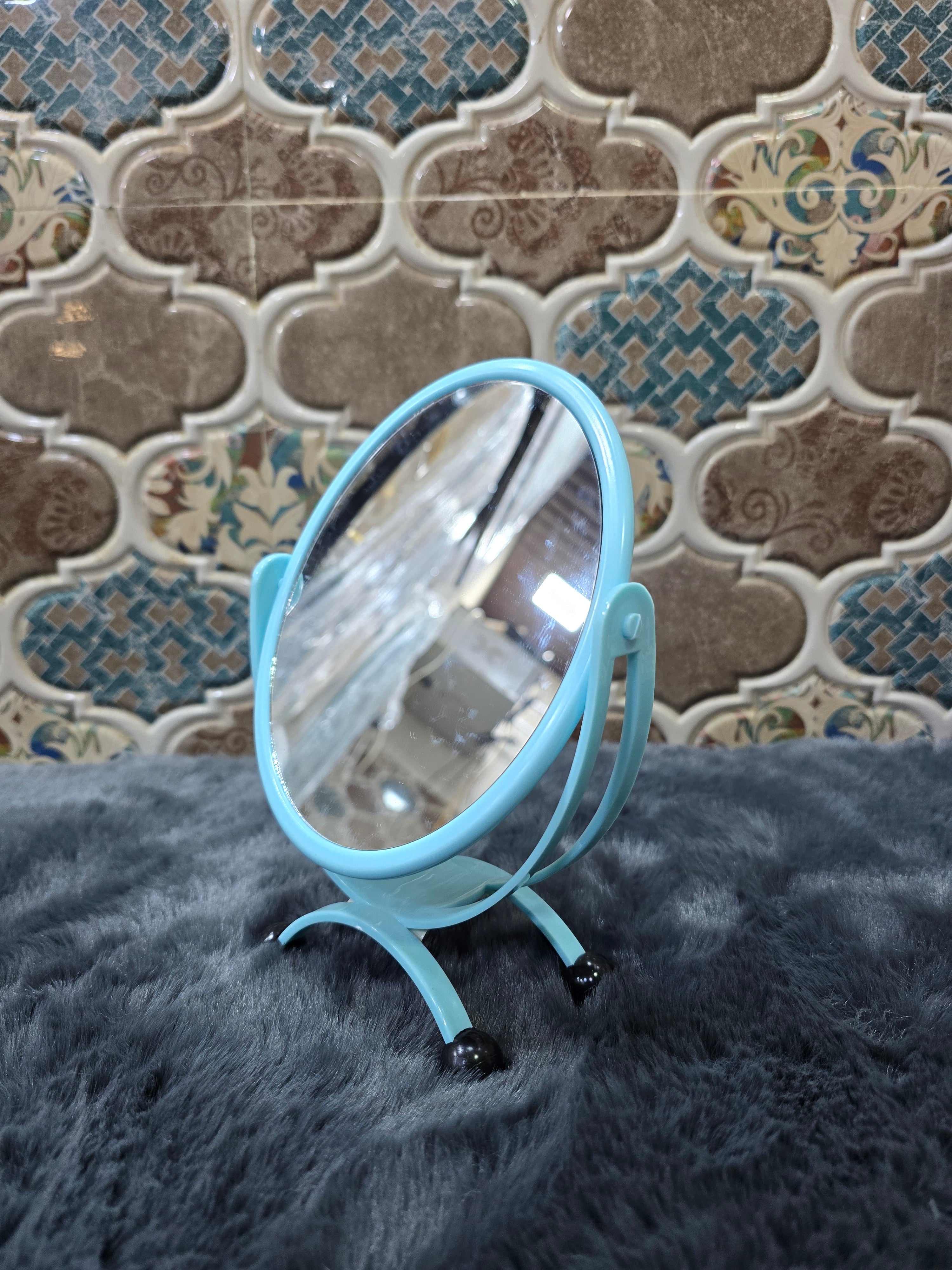 TABLETOP MAKEUP MIRROR