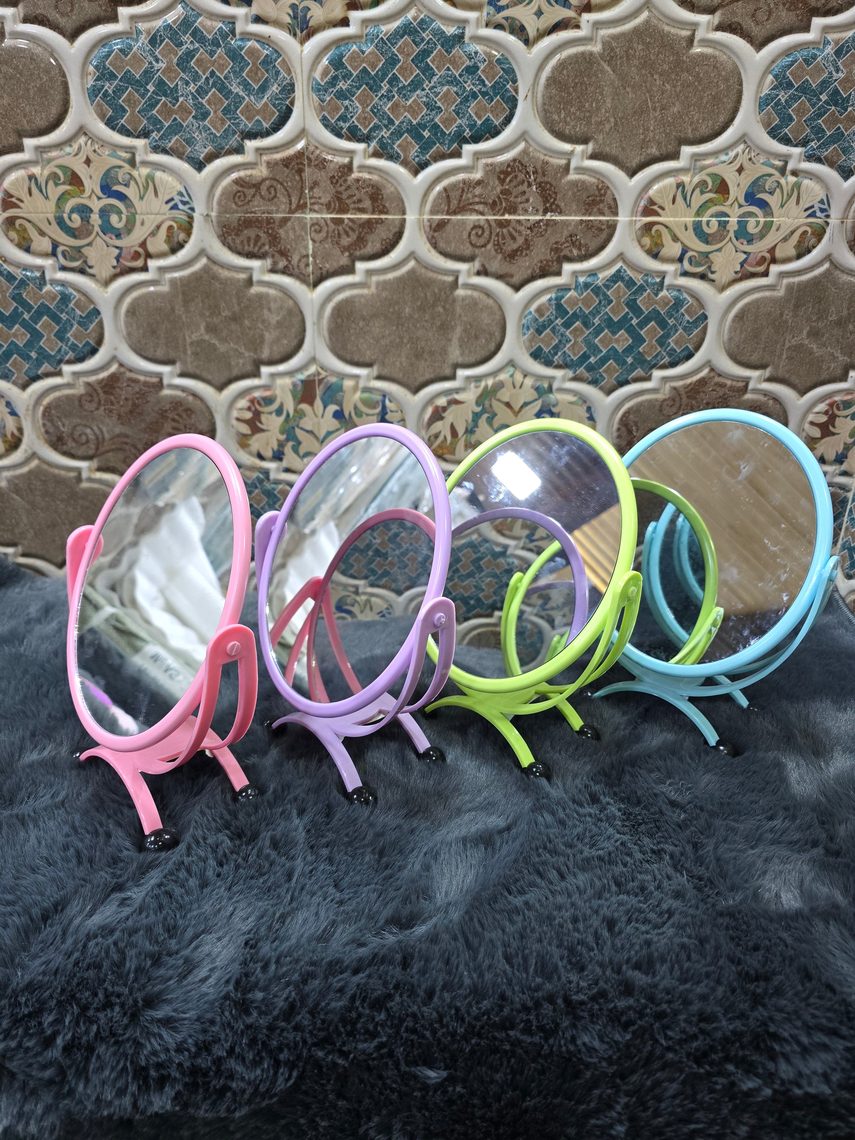 TABLETOP MAKEUP MIRROR