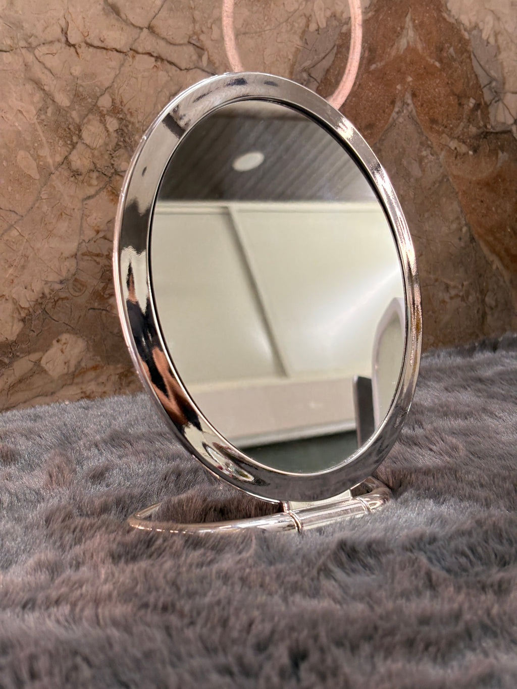 COSMETIC MIRROR