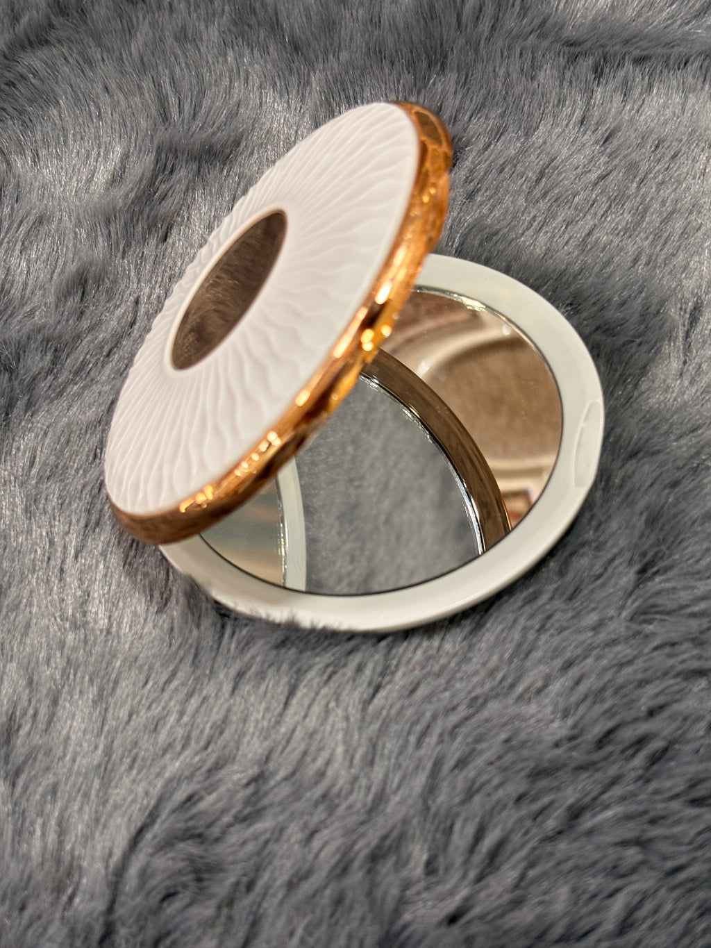 Cosmetic Mirror