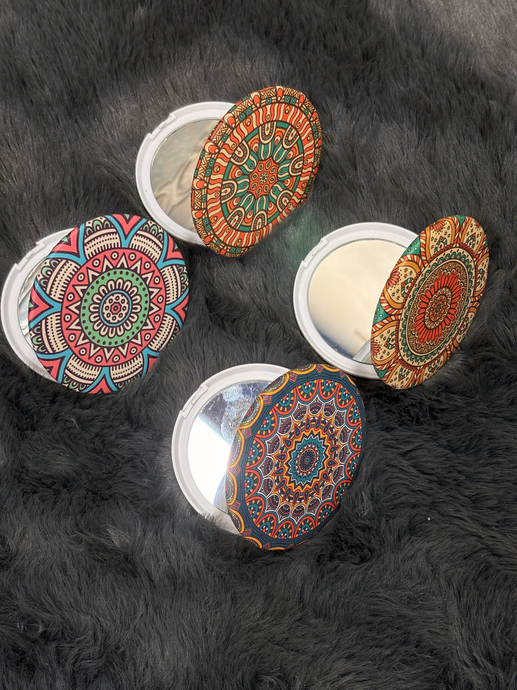 COSMETIC MAKEUP MIRROR